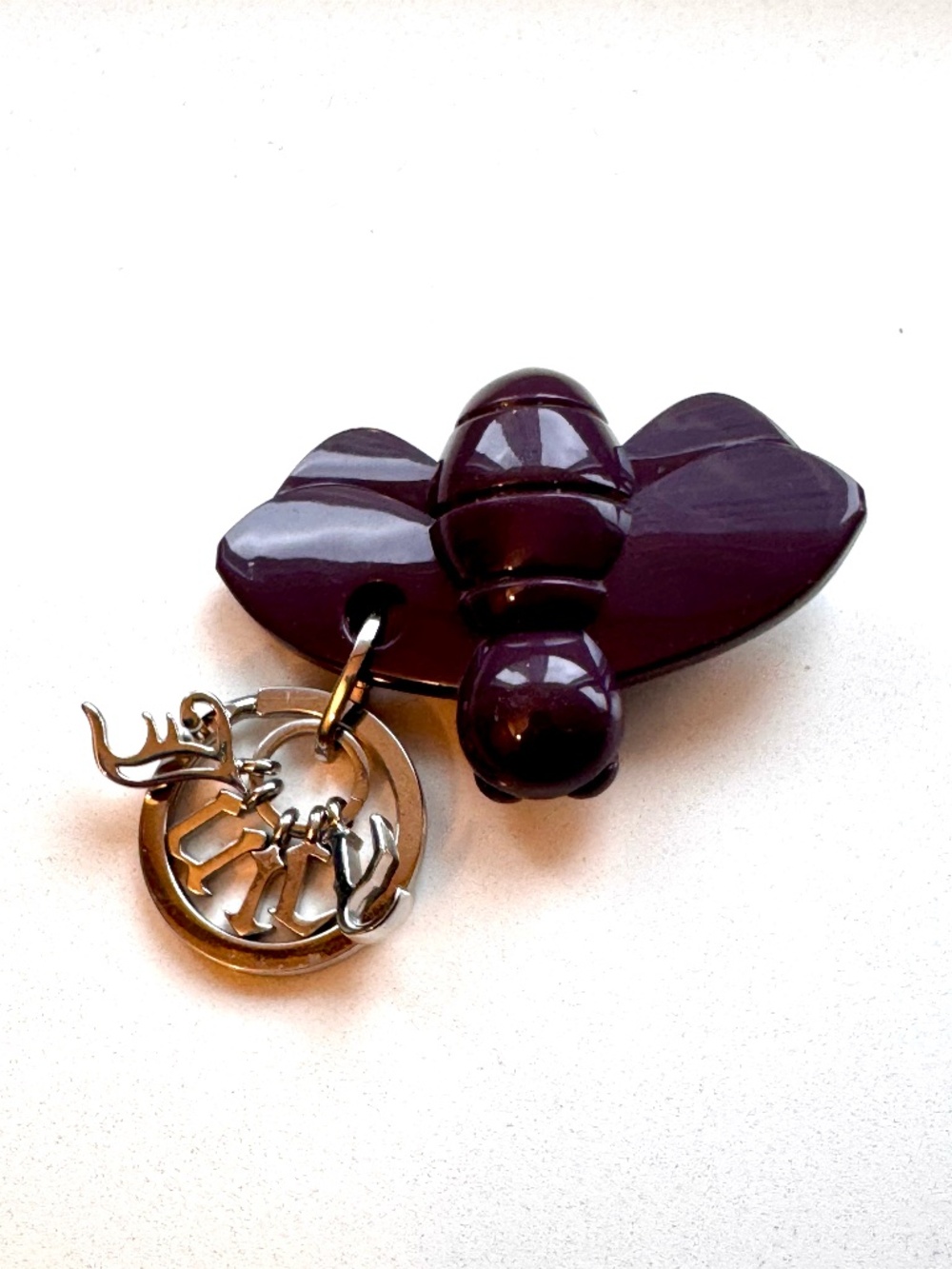 Vintage Juicy Couture Queen Bee Keychain Grape Purple Resin Y2K Bag Charm Rare - Picture 2 of 5